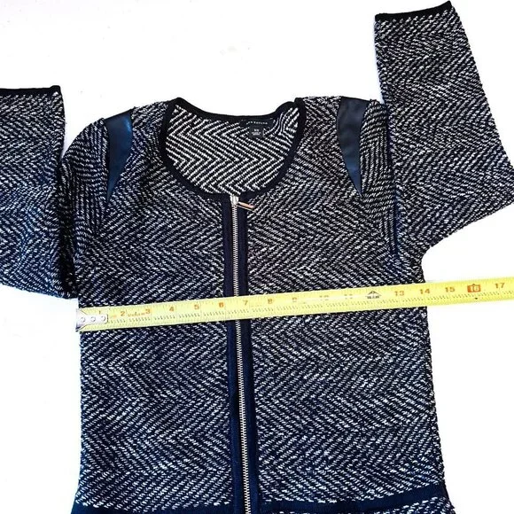 Ann Taylor Chevron Fit & Flare Knit Sweater Dress Short Black White Extra Small - Picture 6 of 10